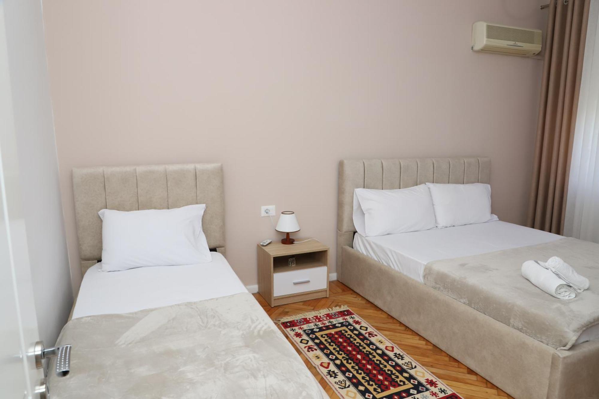 Beratinus Apartment In Berat Center エクステリア 写真