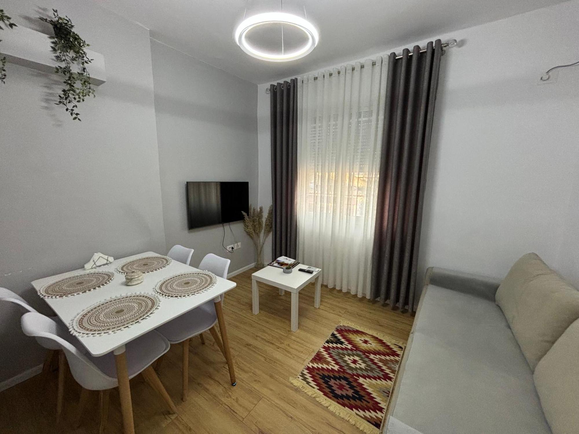 Beratinus Apartment In Berat Center エクステリア 写真